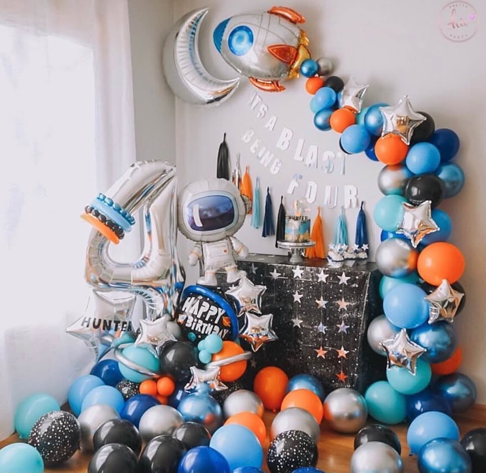 Balloon and Prop Hire photo 7