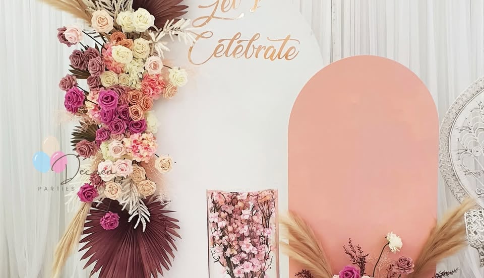 Floral Arrangement with Backdrop for hire photo 6