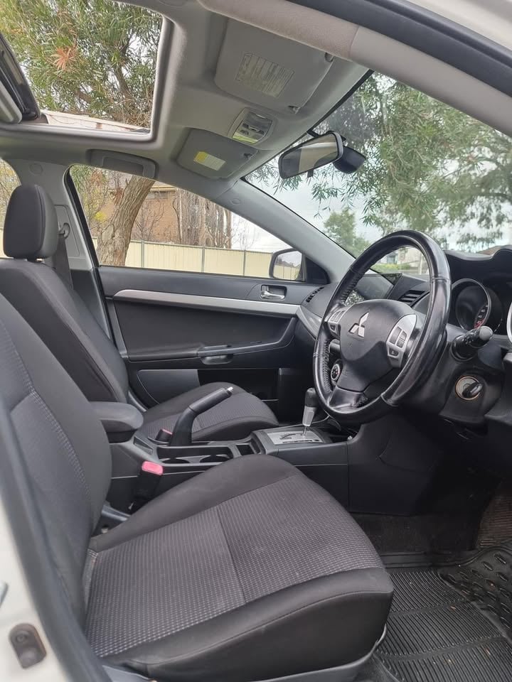 Cheap Car for Hire photo 8