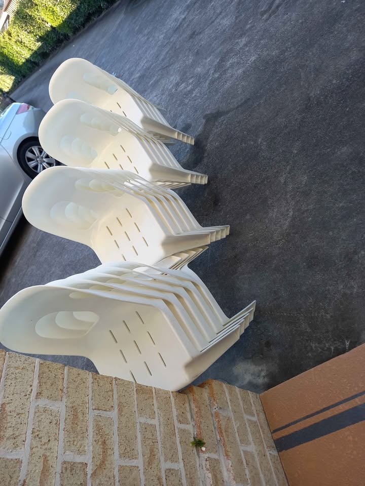 Chair table HIRE photo 7