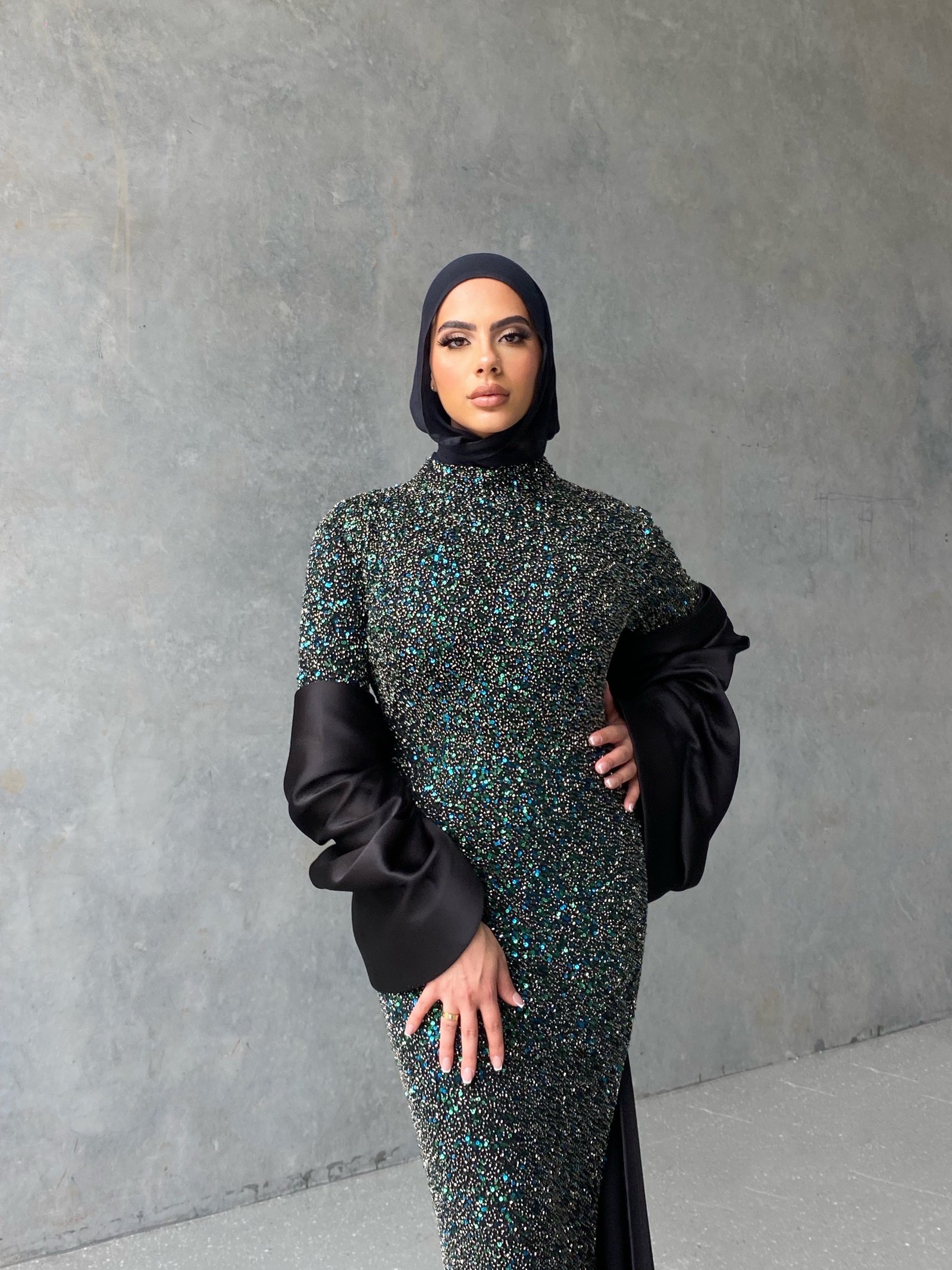 REEMA BY MY SECRET WARDROBE EMERALD photo 3