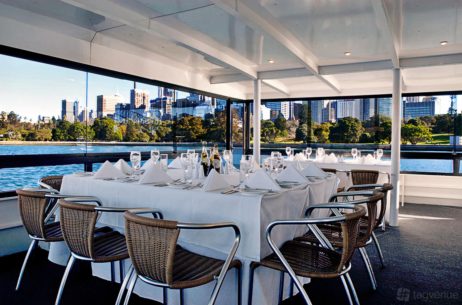MV Morpheus at Morpheus Cruises photo 9