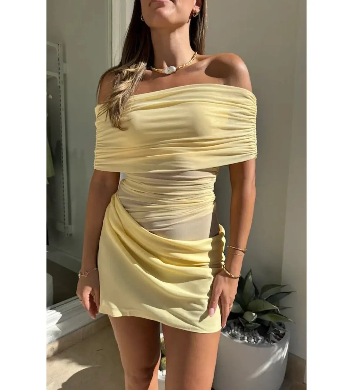 Benni Nico Off Shoulder Mini Dress Butter Size AU 6 photo 2