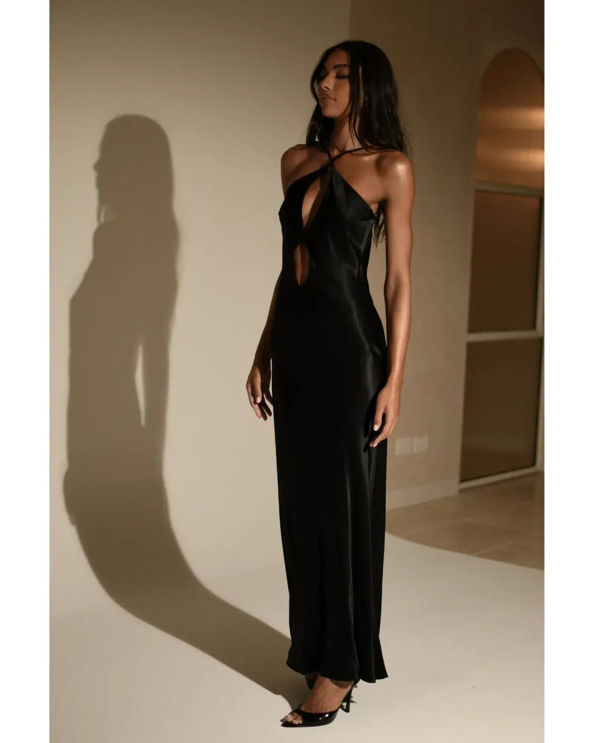 MESHKI Lucia Satin Cut Out Maxi Dress Black Size Small / AU 8 photo 4