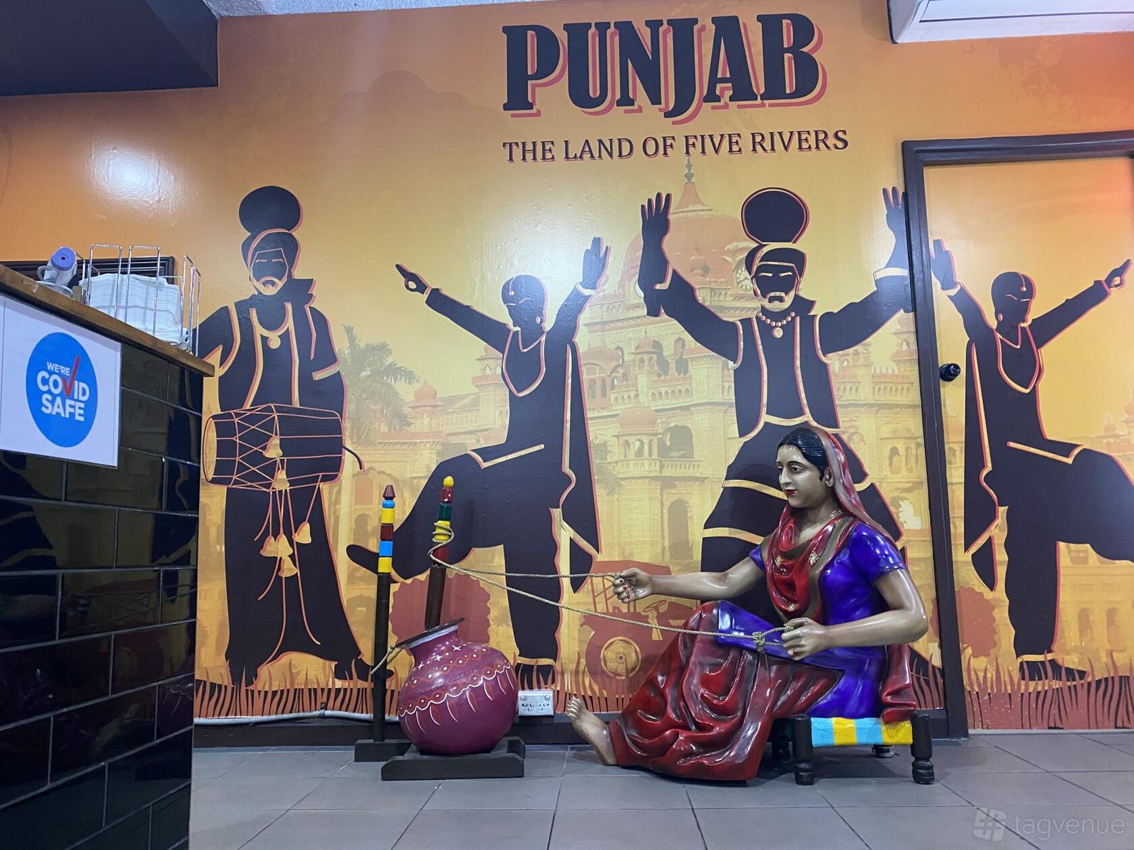 Entire Venue at Ambarsariya Dhaba photo 14