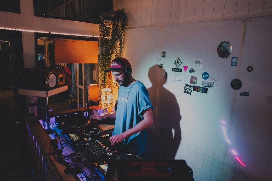 QUIVR - Livestream DJ Studio photo 4