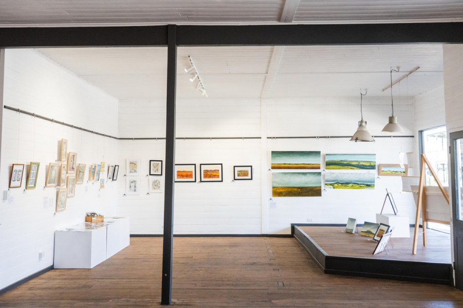 The Old Auction House Studio Gallery photo 7