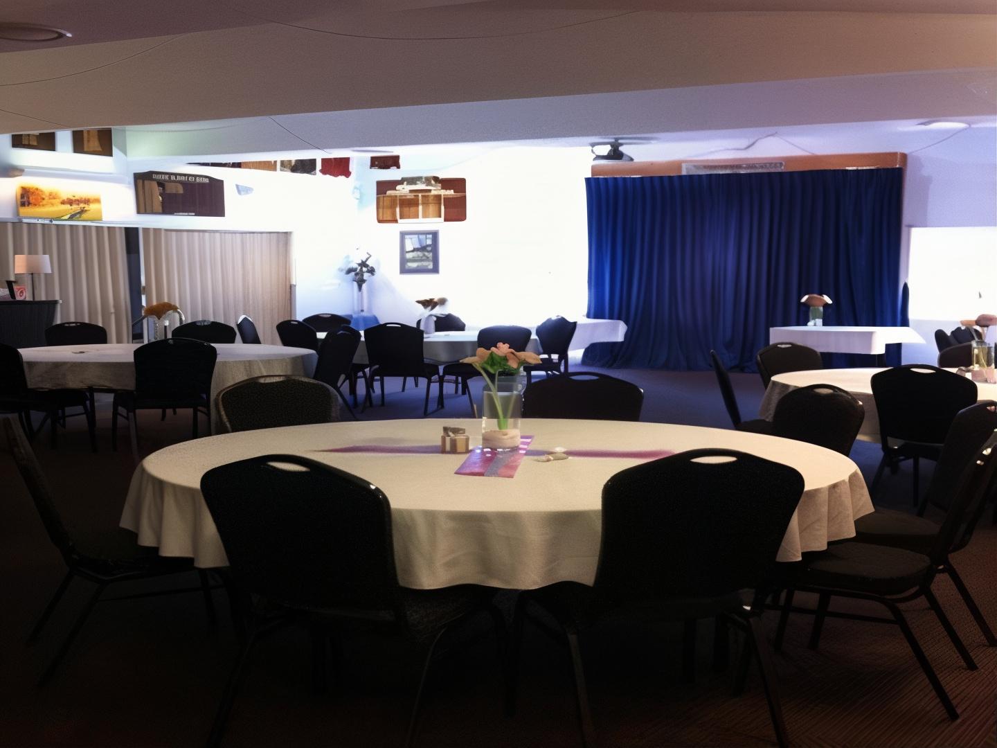 Event Space at Woodford Golf Club photo 6