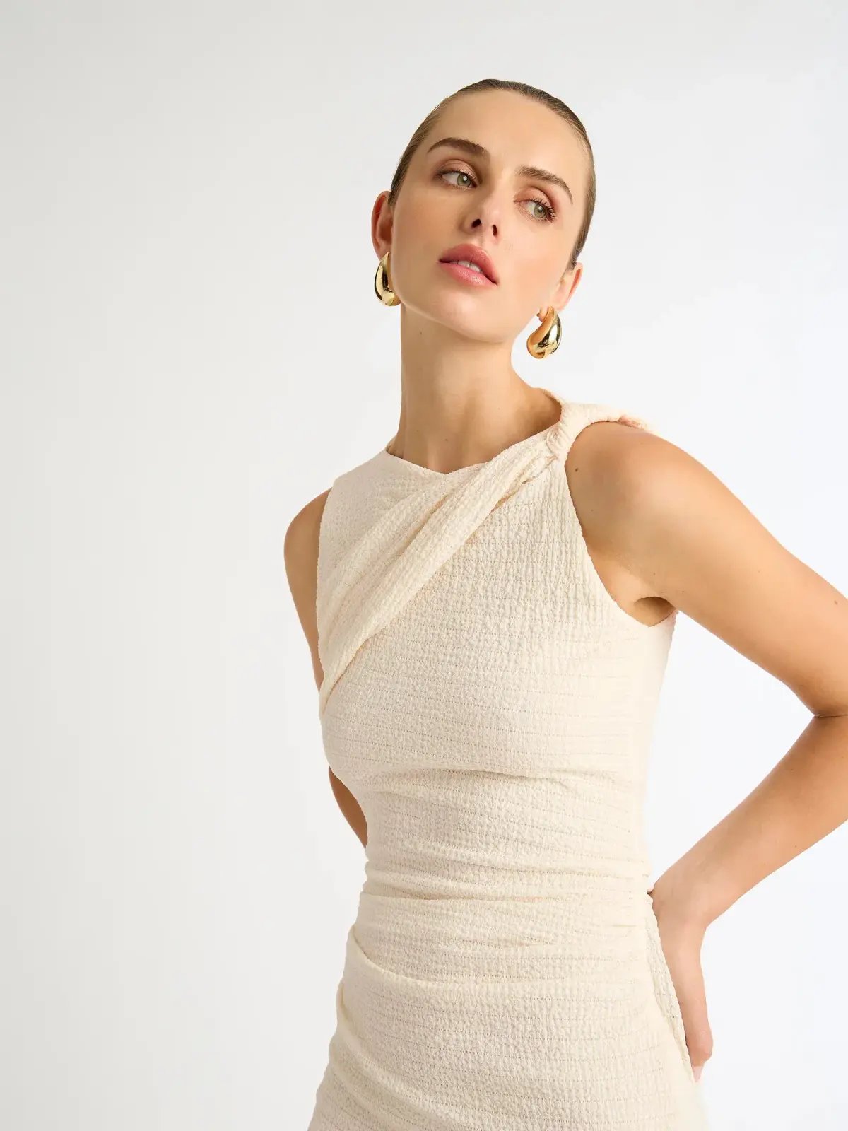 Sheike Eastside Dress Cream Size 8 photo 2
