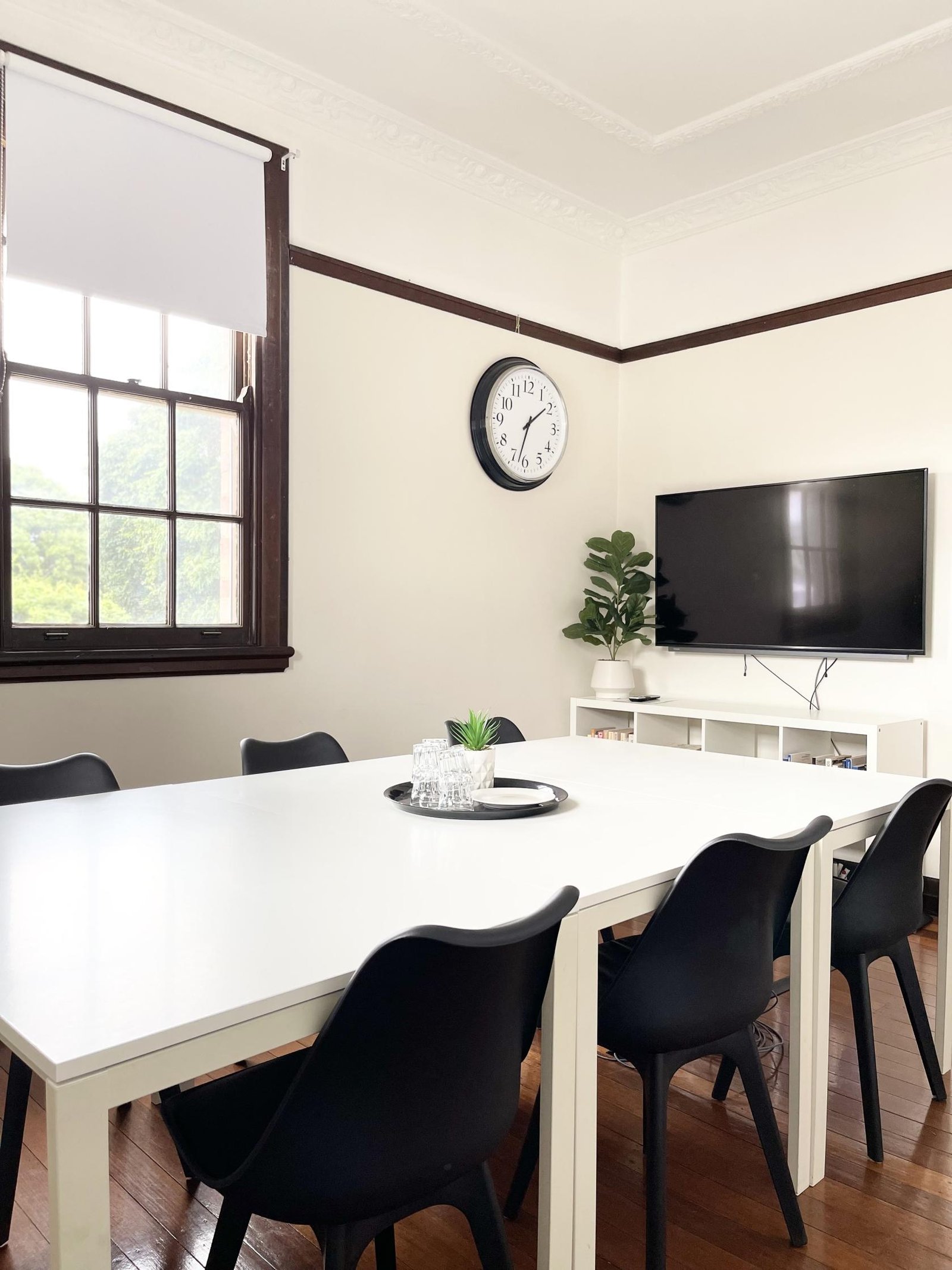 Meeting Room (free parking) at Salt Space Coworking - New Farm photo 3