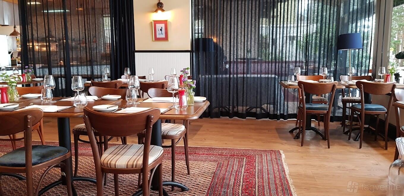 Whole Venue at Bistro Manly photo 4
