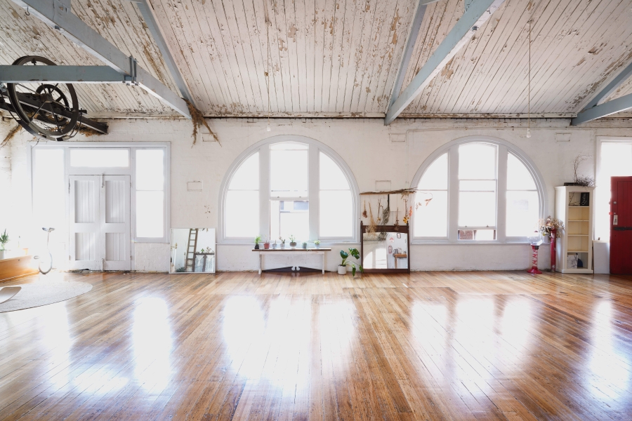 Rustic Industrial Loft in CBD photo 3