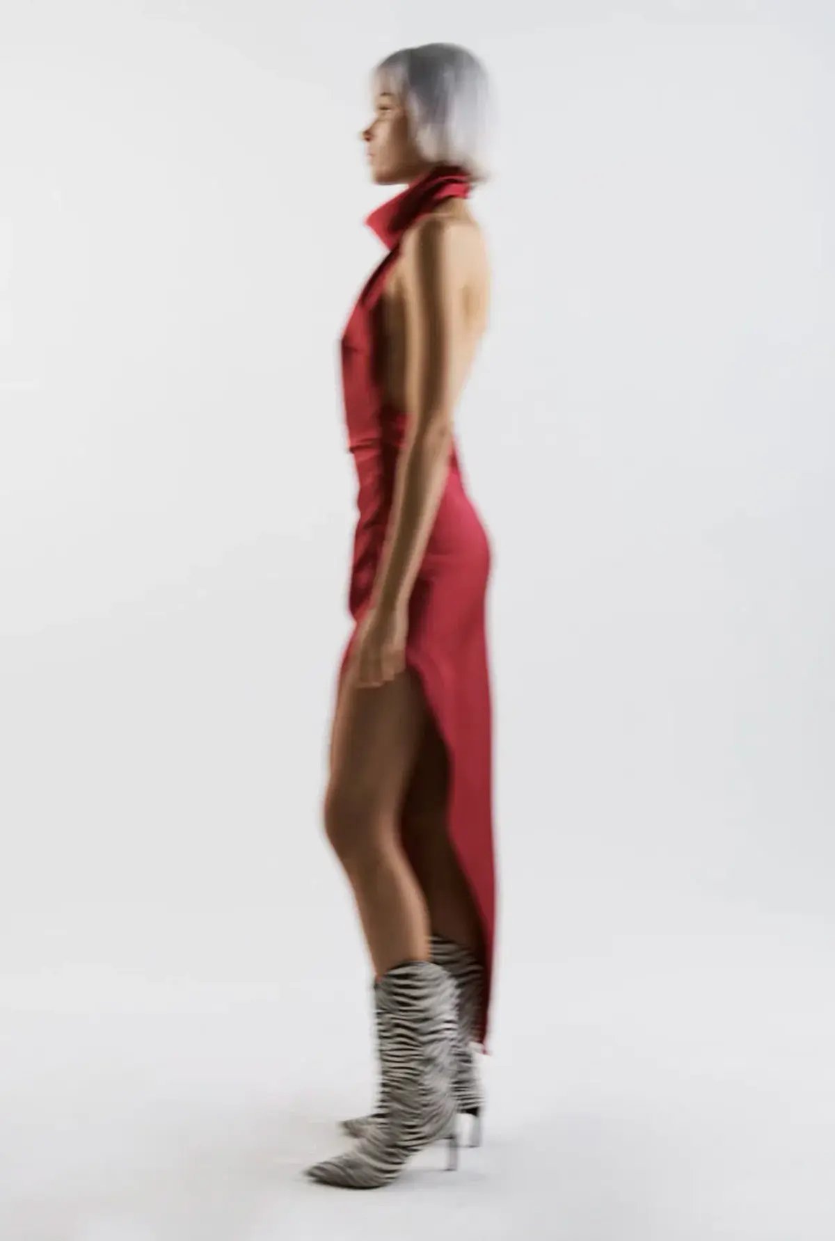 THE NEW ARRIVALS by İlkyaz Özel Valentina Midi Dress in Vin de Cerise Size 6/XS photo 2