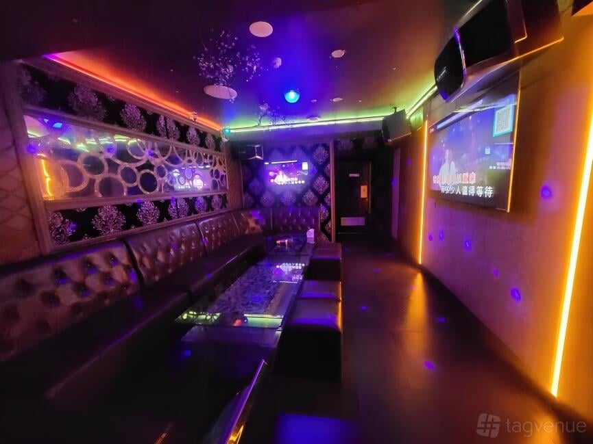 Small VIP at D1 Karaoke Sydney photo 2