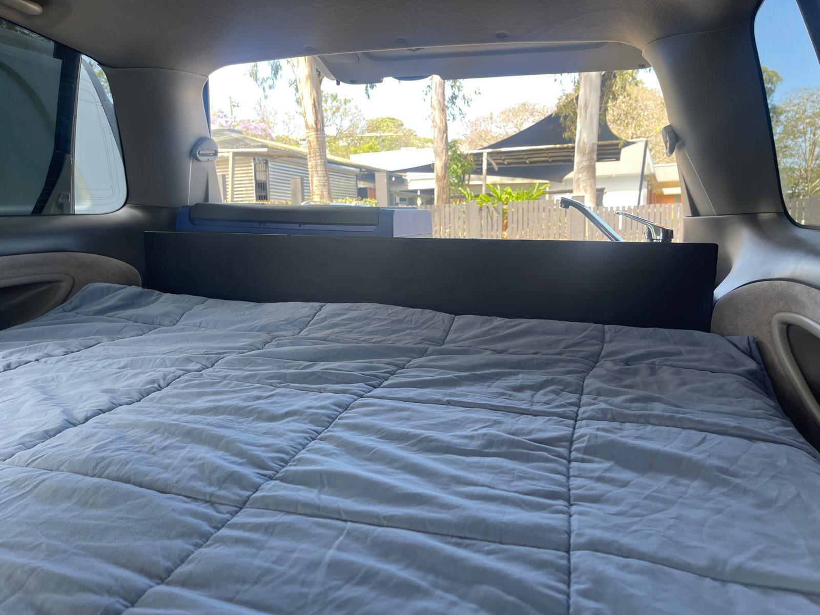 Mini Van photo 9
