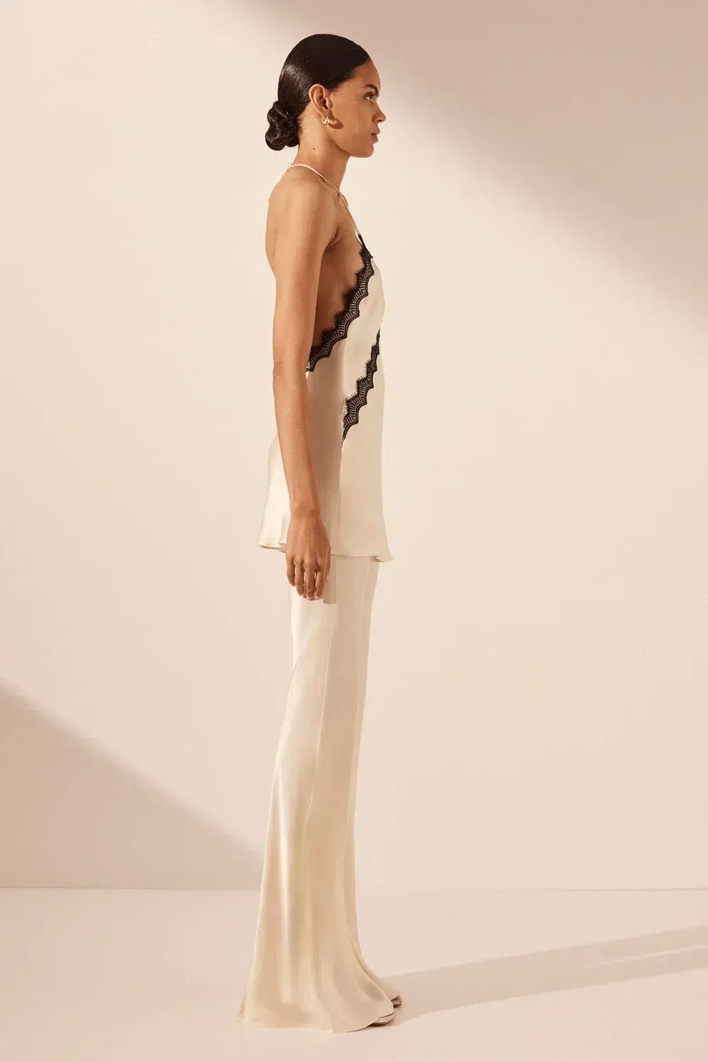 Shona Joy Camille Long Line Cami Cream/Black Size 8 photo 2