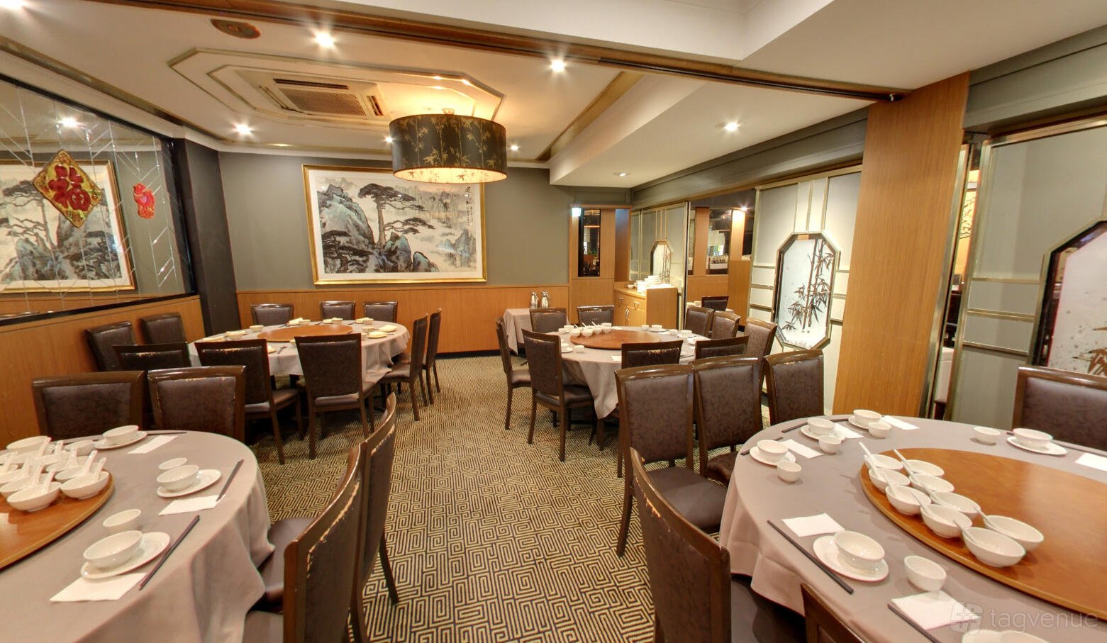 Cosy Corner Semi-Private Room at Nine Dragons photo 4