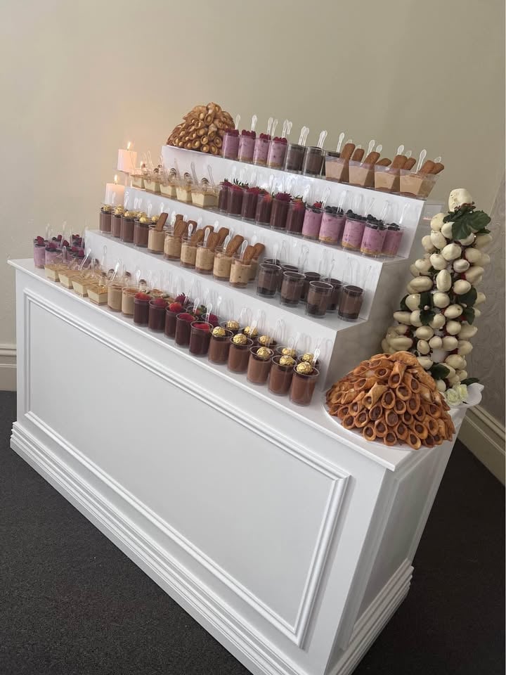 Dessert stand & table for hire48hr hire ! photo 10