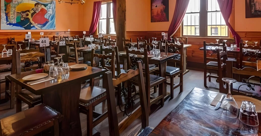 Upstairs Room at Spanish Tapas photo 2