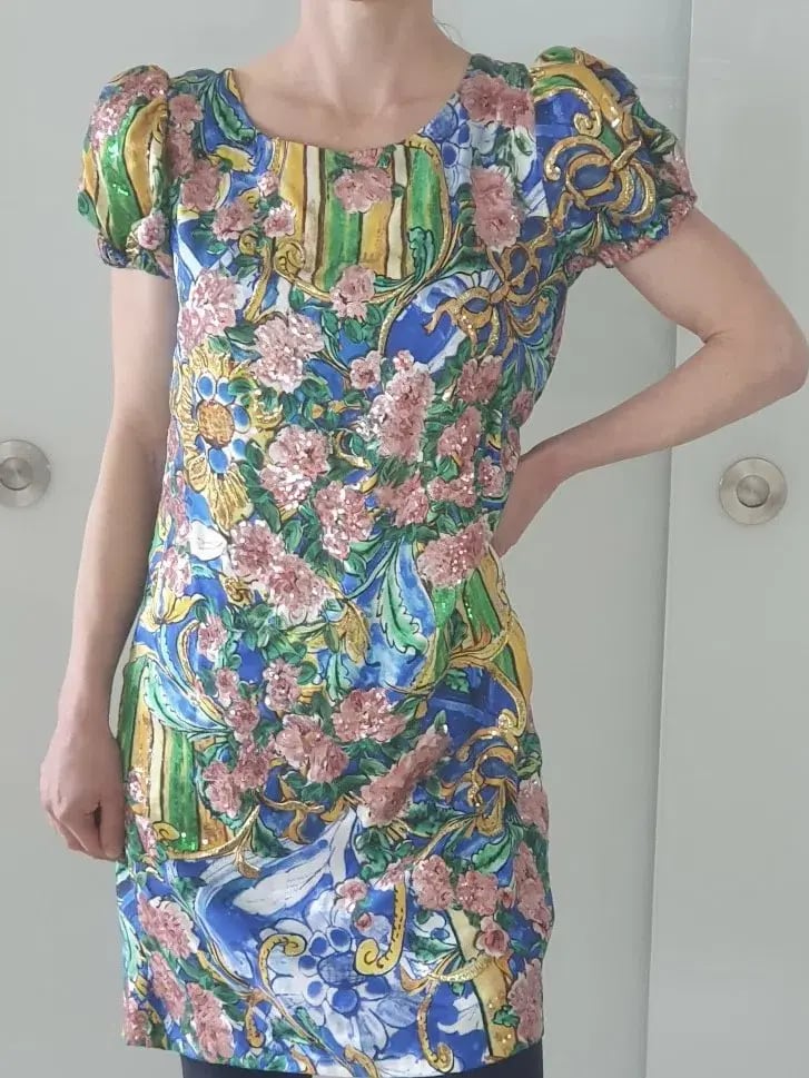Dolce and Gabbana Printed Silk Dress with Embroidered Applique Floral Size 44 / AU 12 photo 5