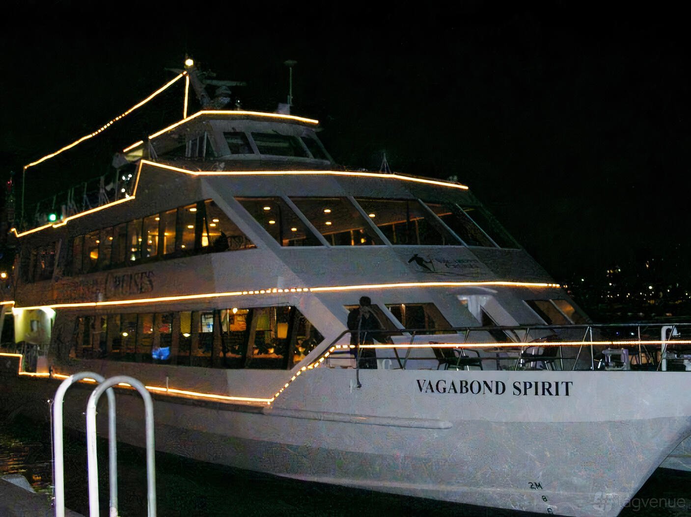 Vagabond Spirit at M.V. Vagabond Spirit photo 11