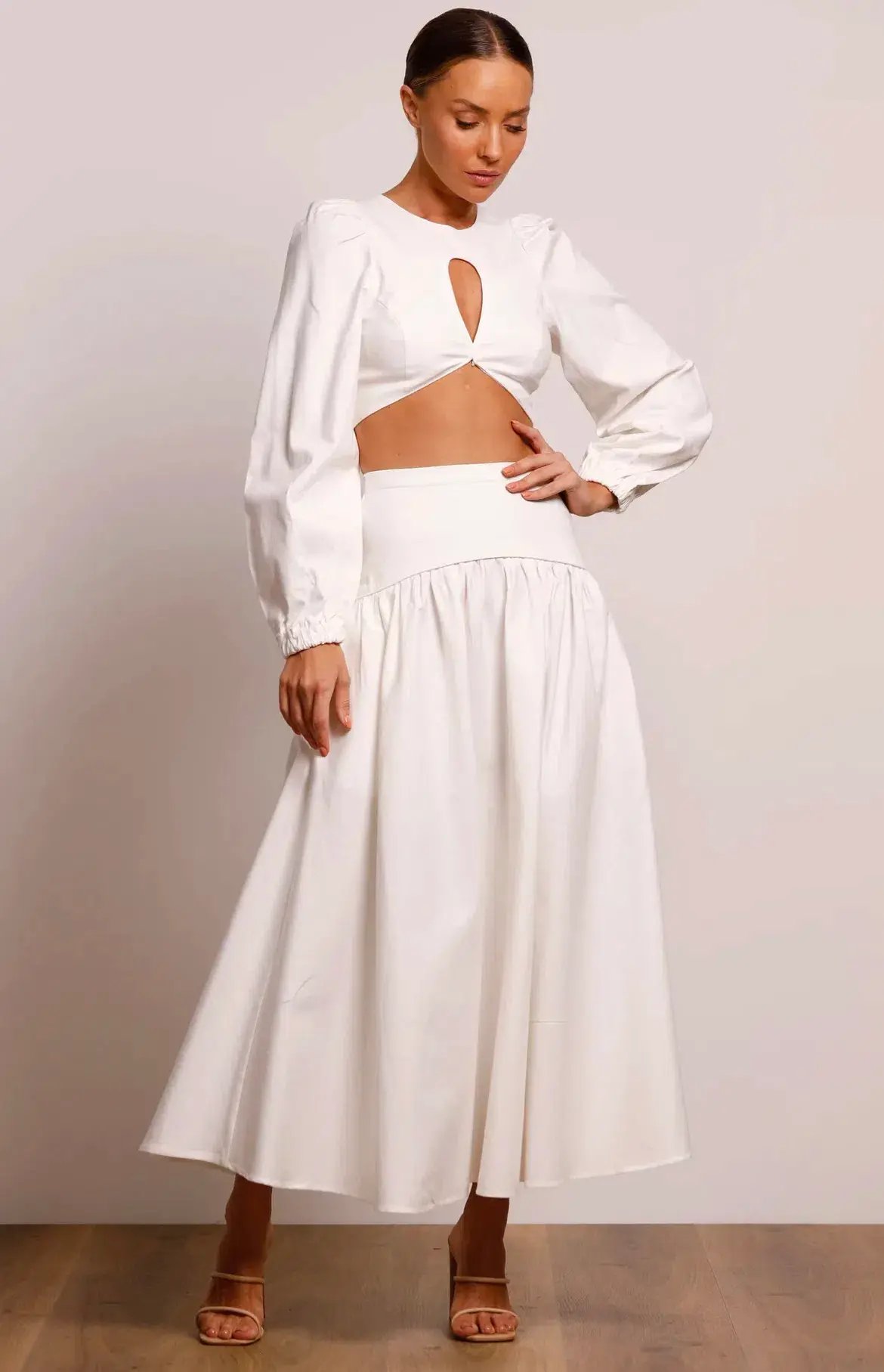 Pasduchas Meadows Crop Top and Maxi Skirt Set White Size 8 photo 2