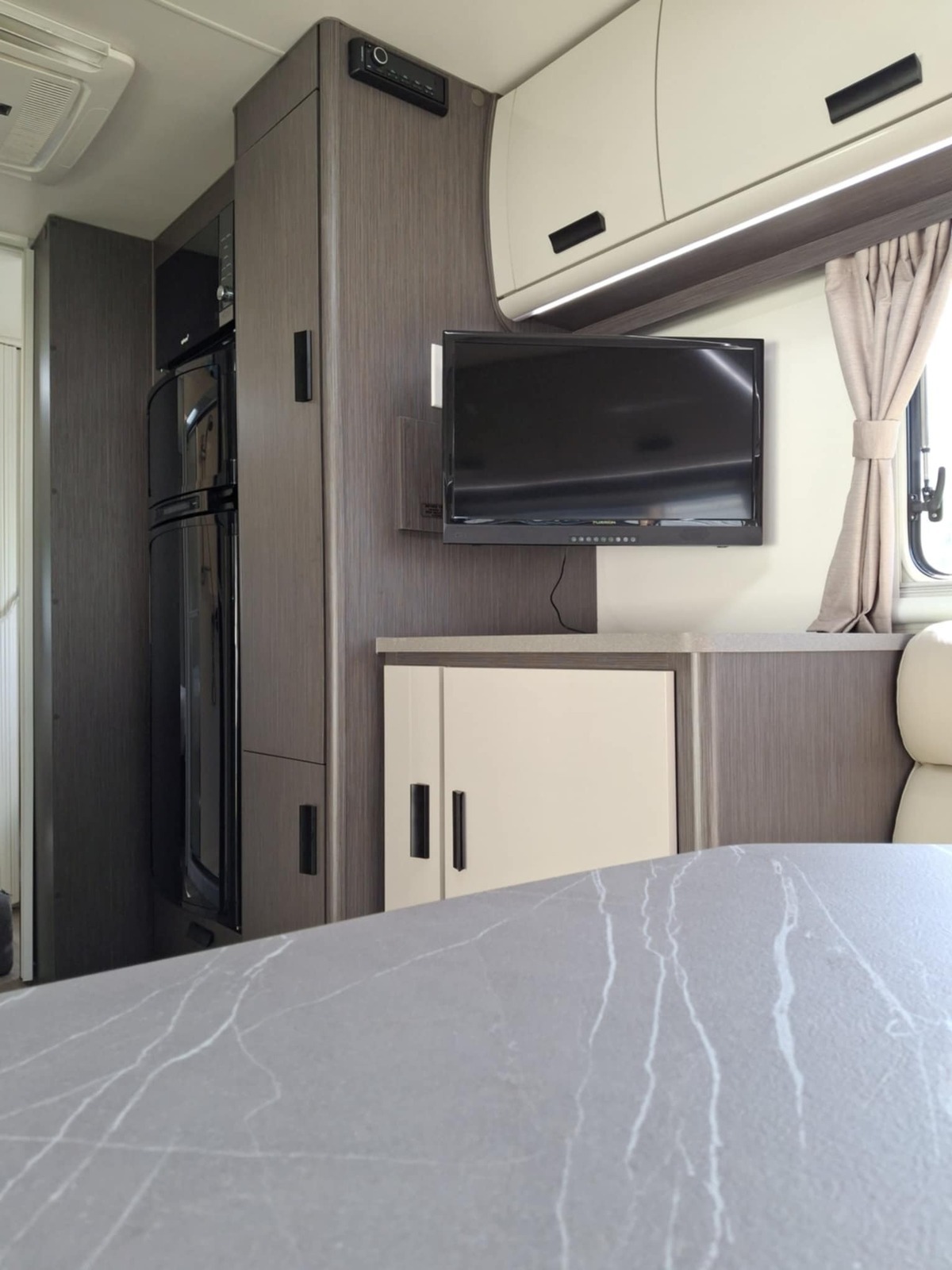 Vista Journey - Luxury van for perfect getaways photo 10