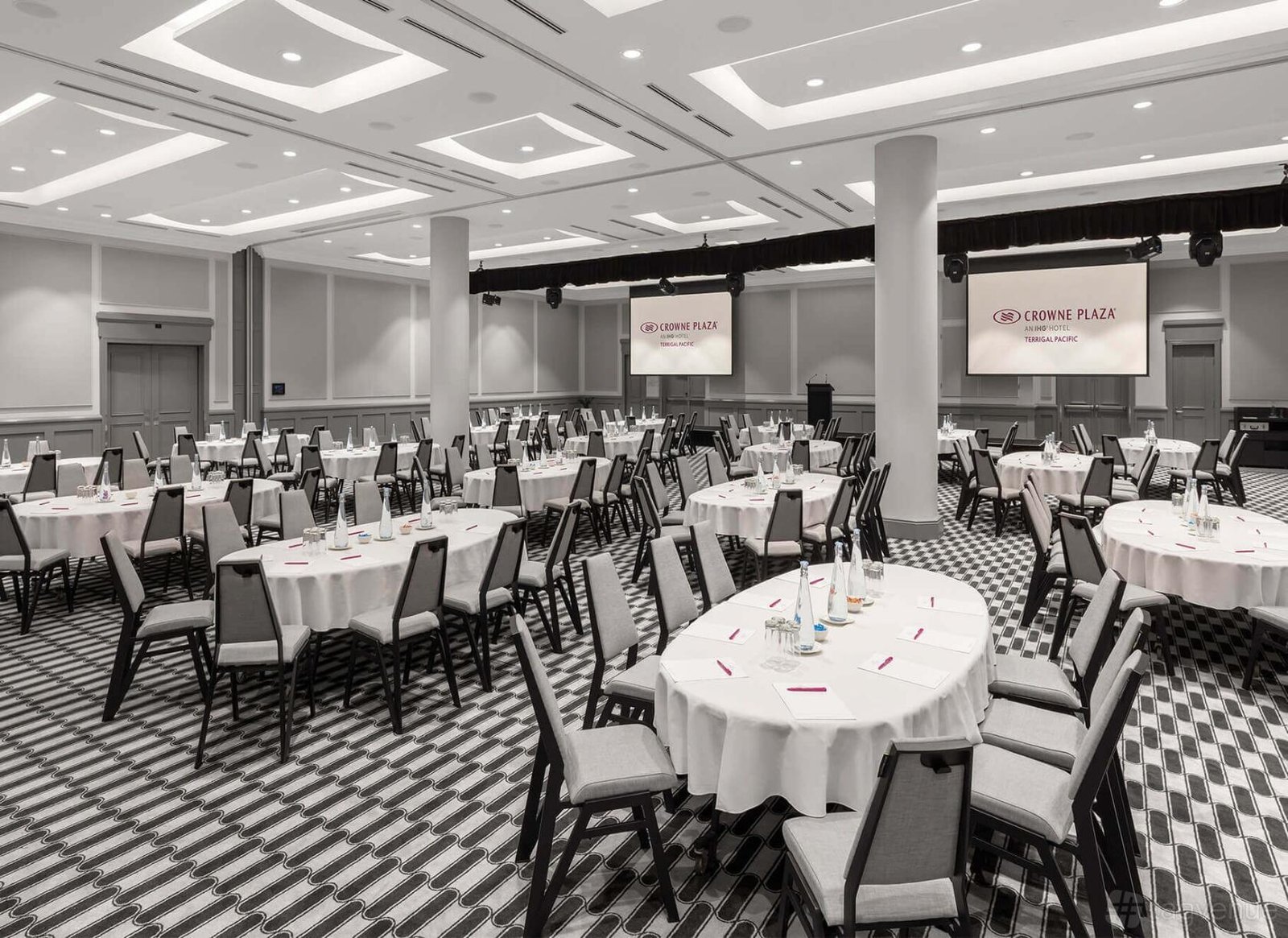Grand Ballroom at Crowne Plaza Terrigal Pacific photo 2