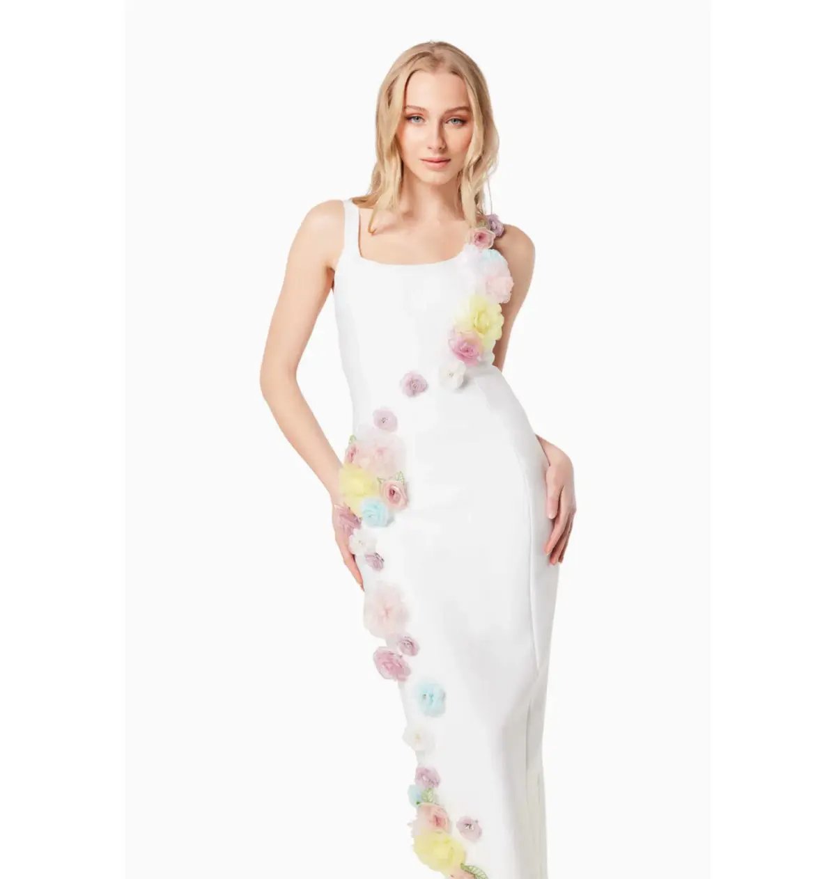 Elliatt Motif 3D Floral Dress in White Size AU 8 photo 2