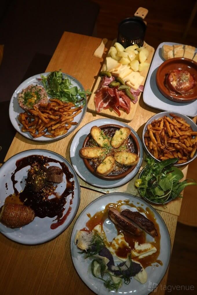 Entire Venue at Bistro Chouchou photo 21