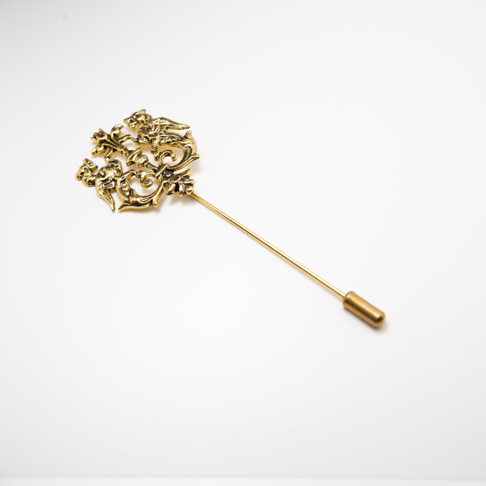 Hire Regal Pin Gold photo 2