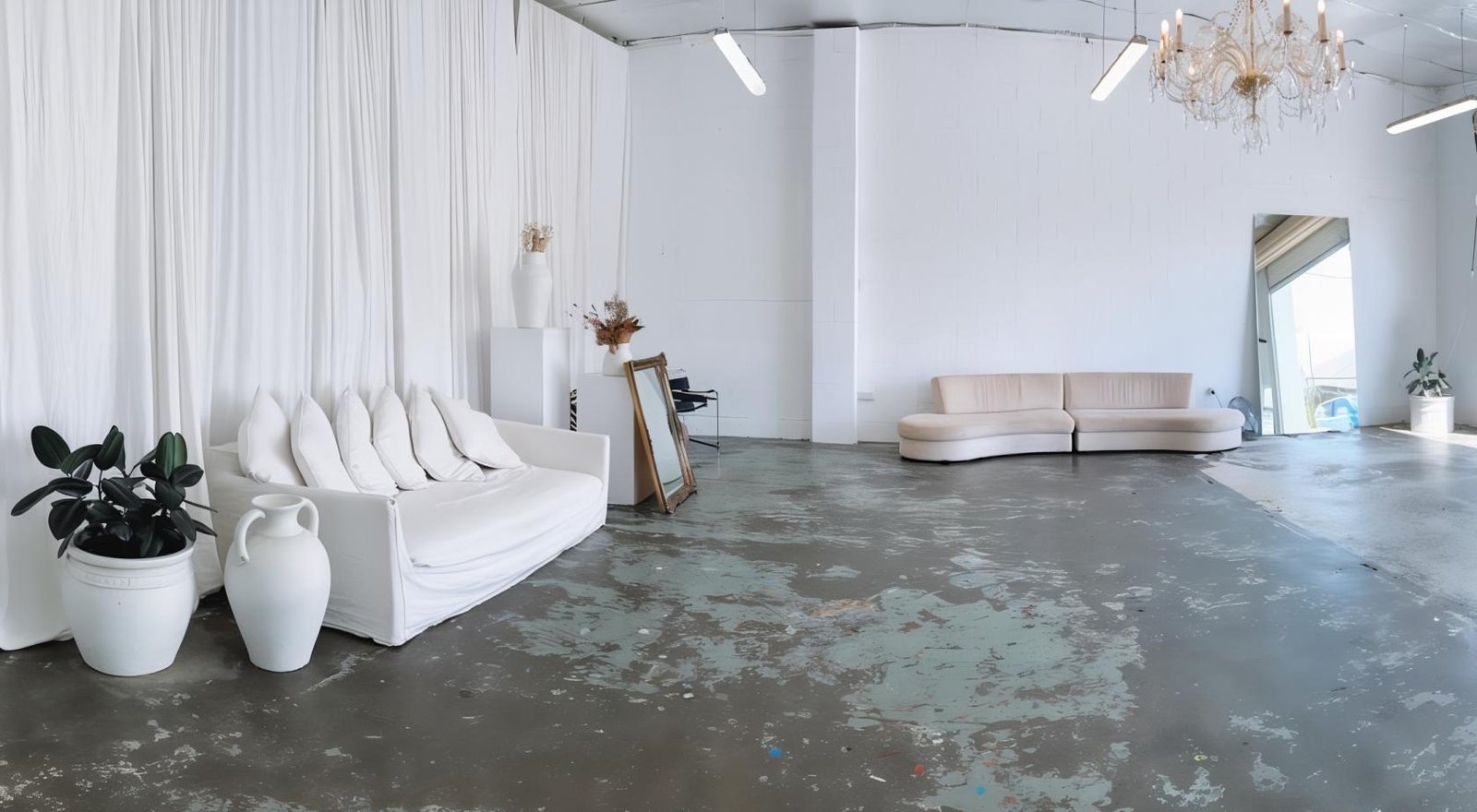 Entire Venue at RŌŌM and SEPIÀ by IQ Studio photo 2