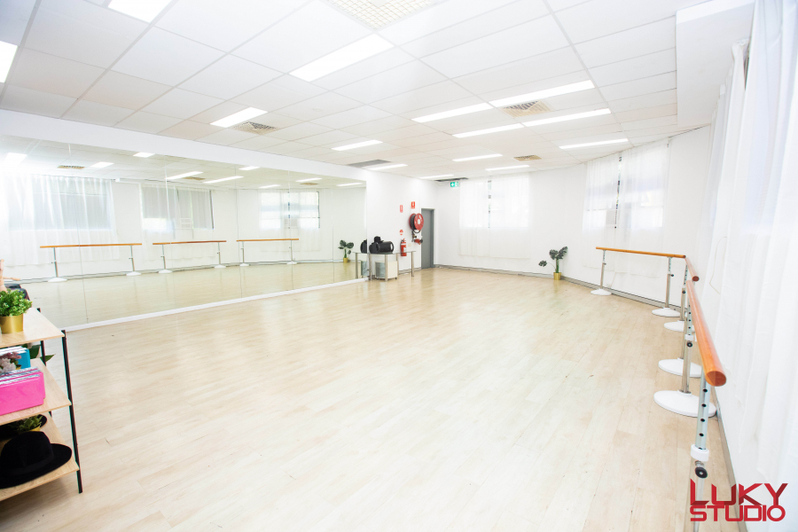 Luky dance studio photo 3