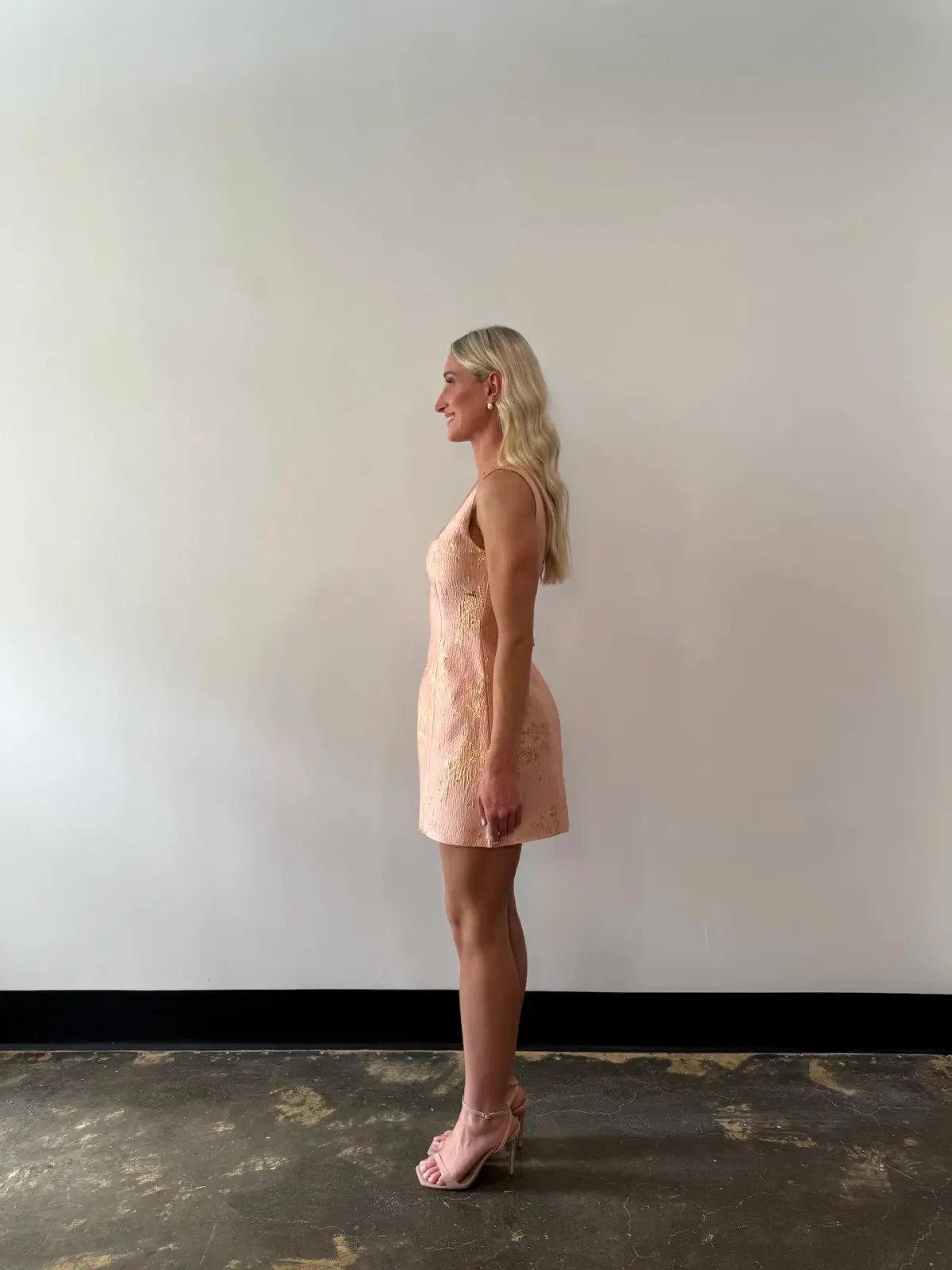 Love Nookie Claudia Mini Dress in Peach Size S / AU8 photo 2