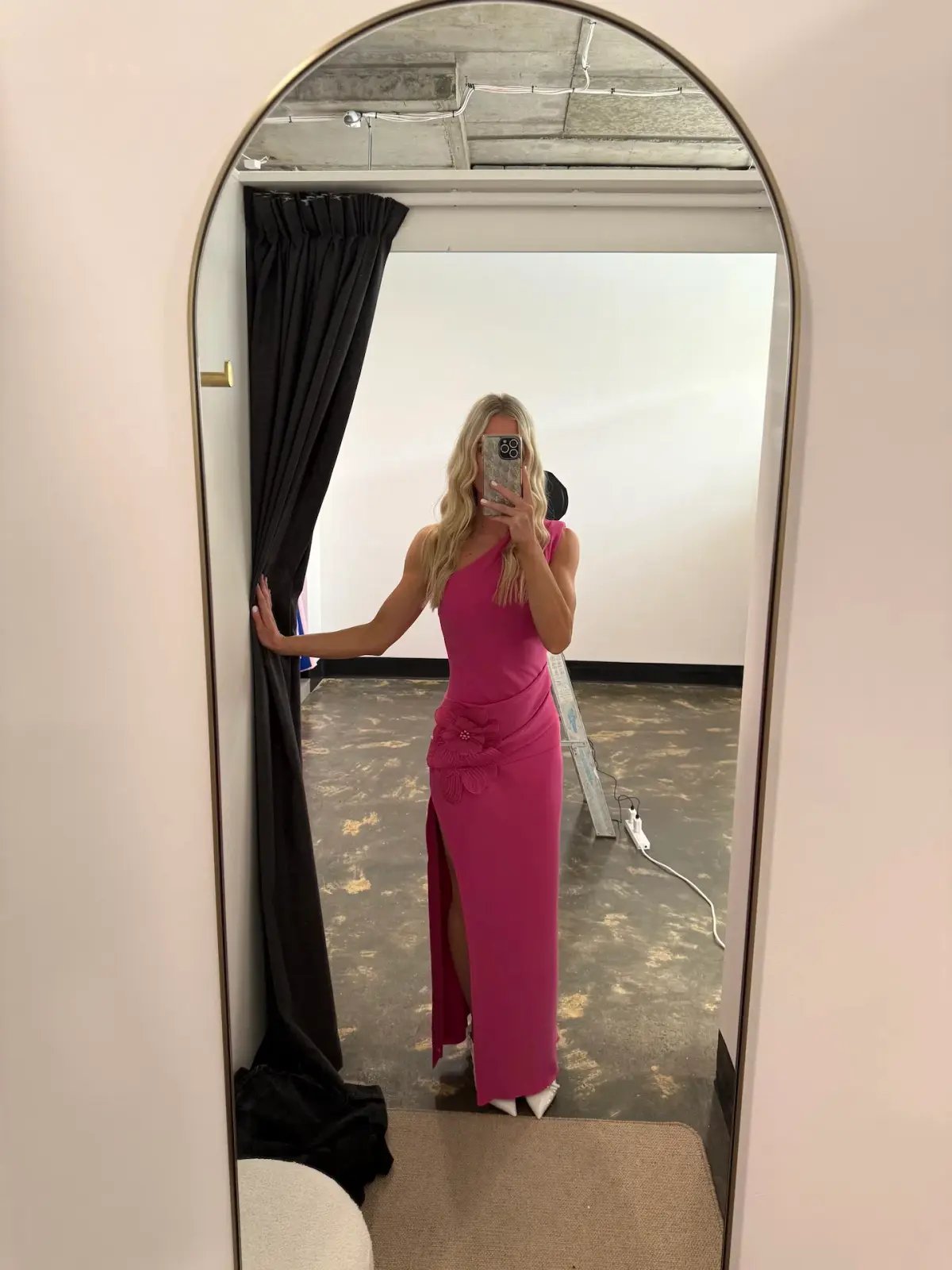 Elliatt Janelle One Shoulder Gown Pink Size 10 photo 4