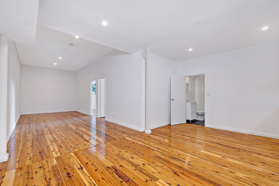 Suite 1 photo 4