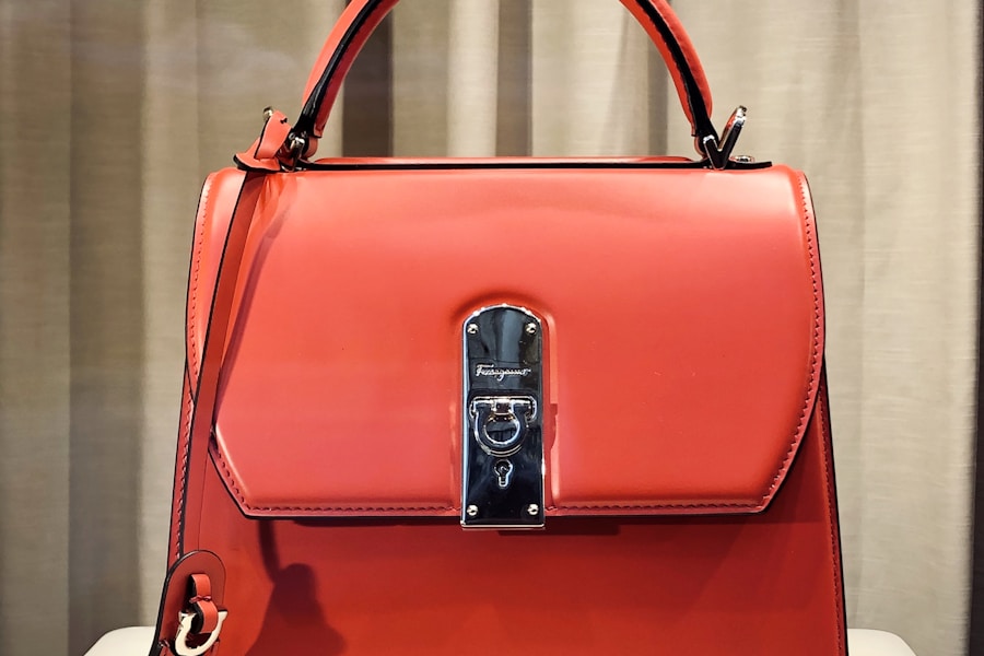 Designer Handbag photo 2