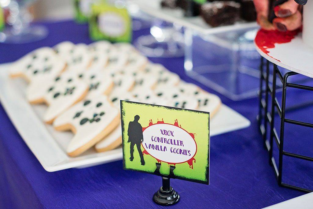 Metal Table Number or Placecard Holders photo 3