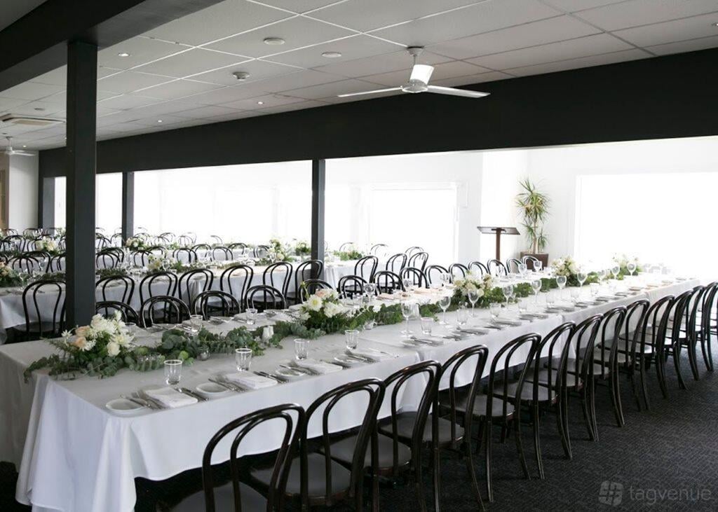 Park View Bar at Moore Park Golf Club photo 2