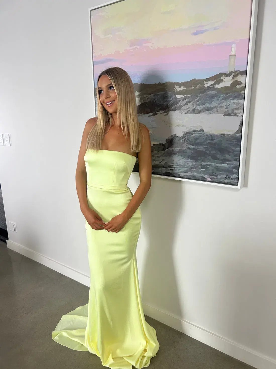 Alex Perry Cassidy Strapless Gown Lime Size 6 photo 3