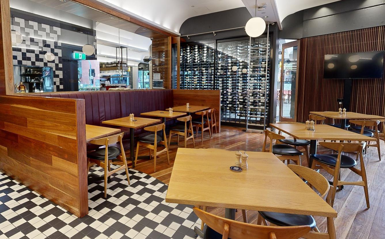 The Dining Room at Pig ‘N’ Whistle - West End photo 7