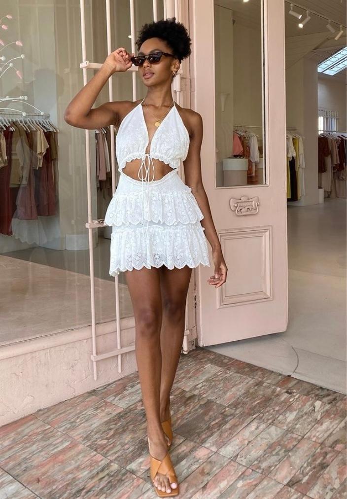 Issy Pearl Dress in White Size 8 photo 2