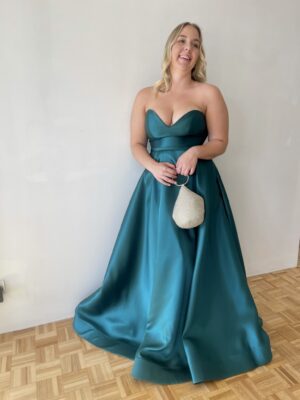 Tania Olsen Medina Gown Emerald photo 7