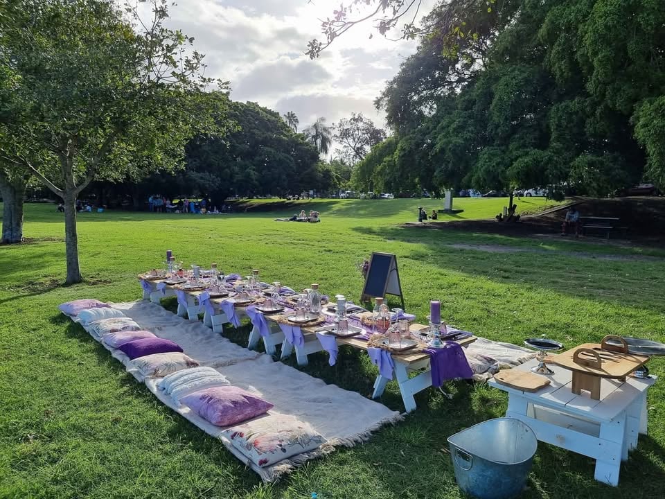 Couples picnic, pop up picnic, engagements, Baby Shower, Birthdays photo 3