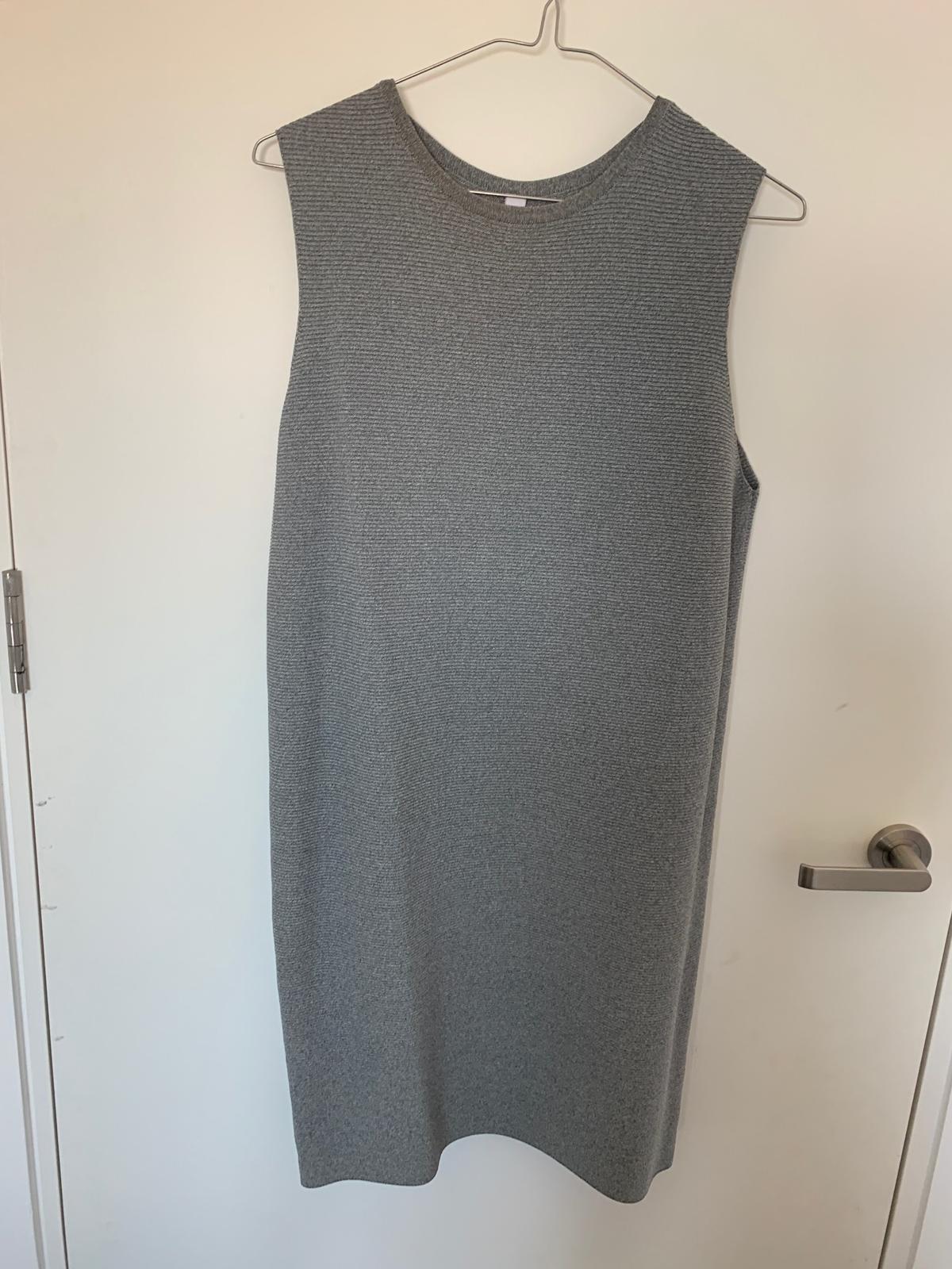 CAMILLA AND MARC Grey dress size 8 photo 2