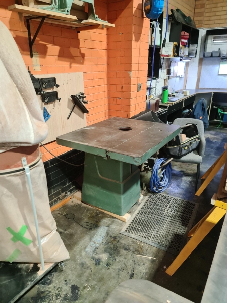 Fully Operational Woodshop photo 5