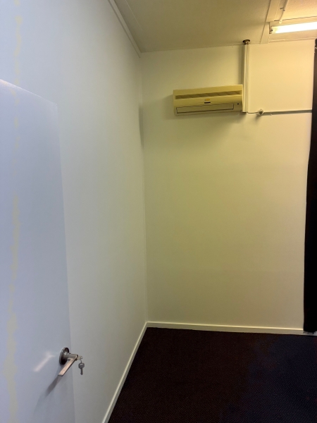 OFFICE-STUDIO-RECORDING SPACE AVAILABLE DANDENONG! photo 5