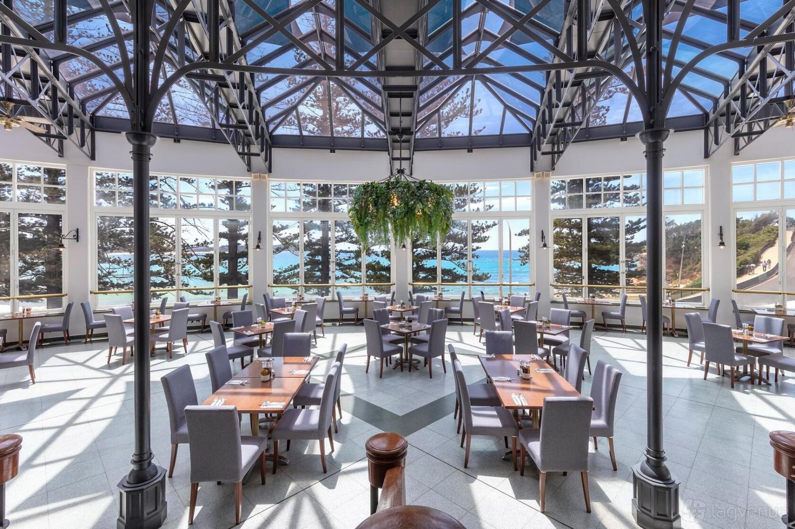 Seasalt Conservatory at Crowne Plaza Terrigal Pacific photo 3