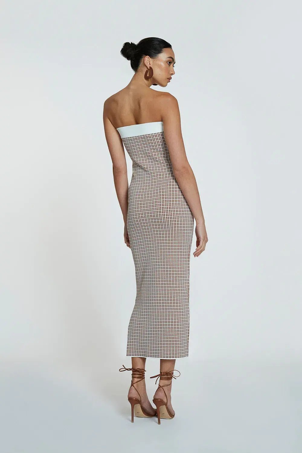 By Johnny Isabella Check Knit Strapless Dress Brown Size 6 photo 3
