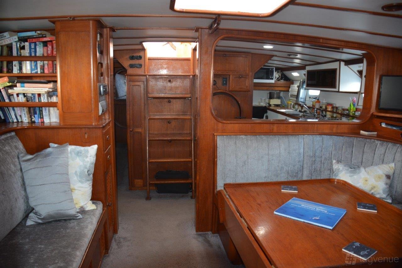 Entire Yacht at Sydney Sundancer photo 3